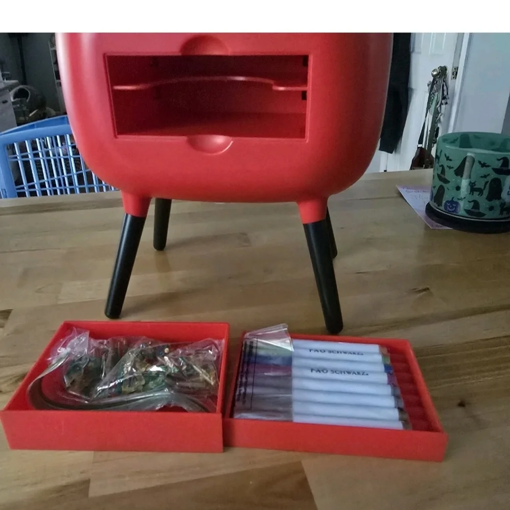 FAO Schwarz Red Peg Art Light Box